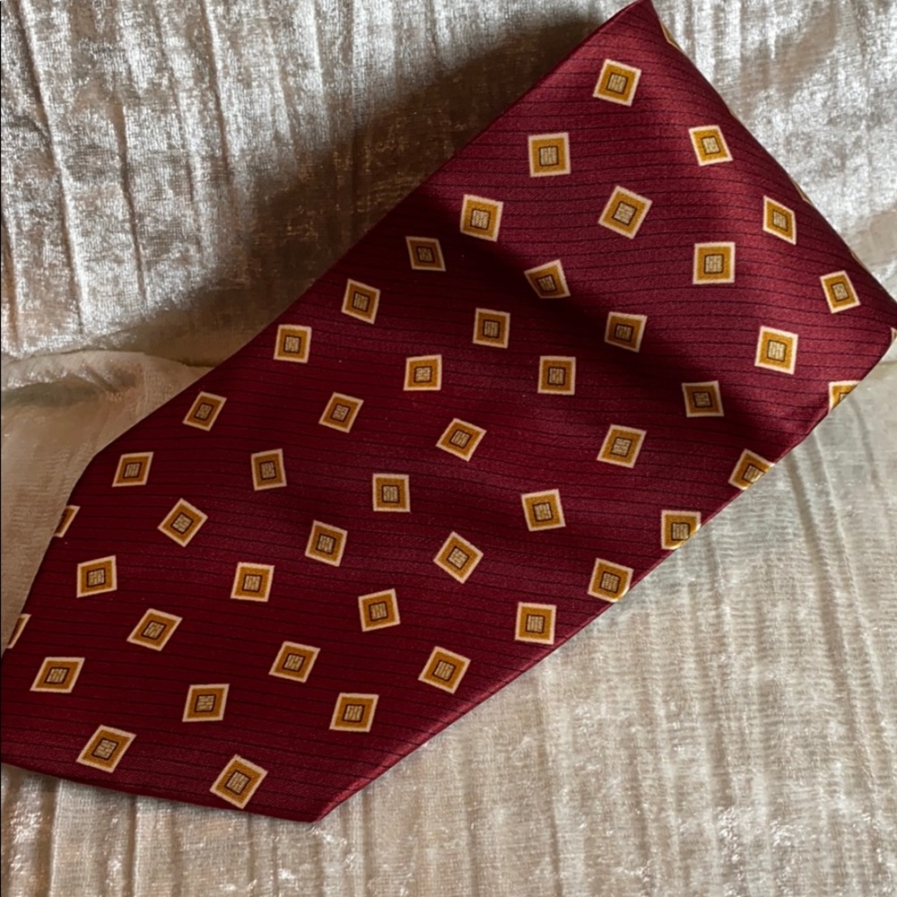 Gucci Silk Tie Maroon Gold Squares